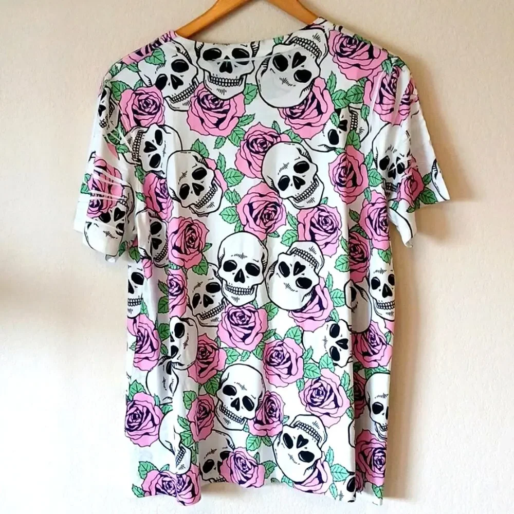 Blumin Apparel Skulls And Roses All Over Print Soft Tee - Picture 2 of 5